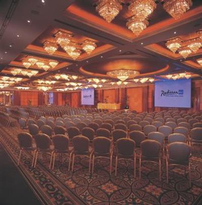 رادیسون بلو هتل دبی دیره کریک