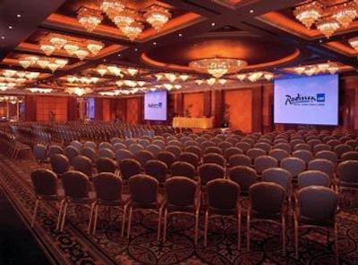 رادیسون بلو هتل دبی دیره کریک