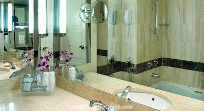 رادیسون بلو هتل دبی دیره کریک