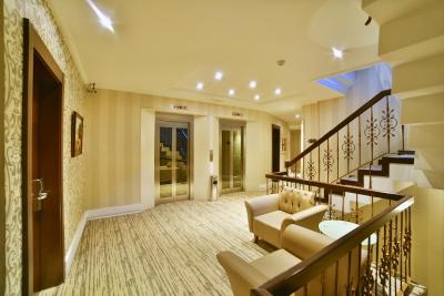 کناک هتل تکسیم