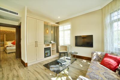 کناک هتل تکسیم