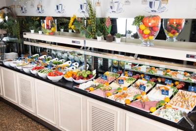 کناک هتل تکسیم