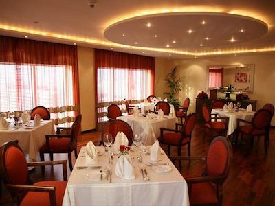 سامایا هتل دیرا