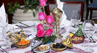 سامایا هتل دیرا