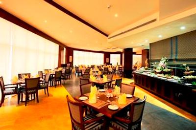 سامایا هتل دیرا