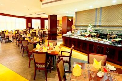 سامایا هتل دیرا