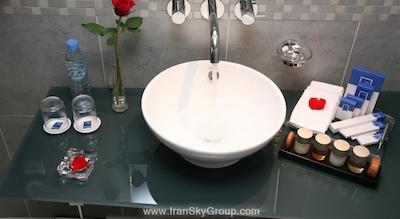 سامایا هتل دیرا