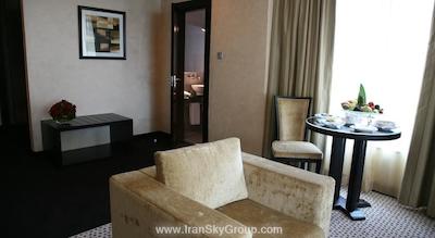 سامایا هتل دیرا