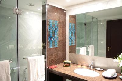 دوشانب سرنا هتل