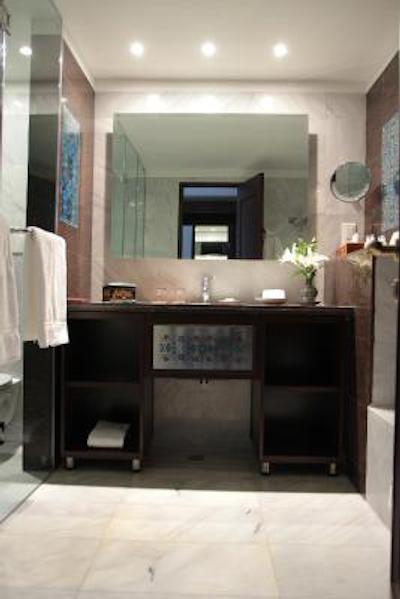 دوشانب سرنا هتل