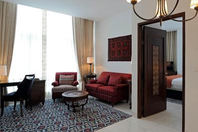 دوشانب سرنا هتل