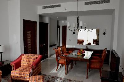 دوشانب سرنا هتل