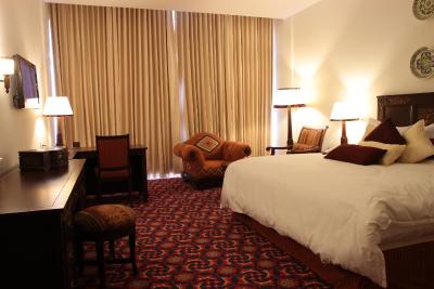 دوشانب سرنا هتل