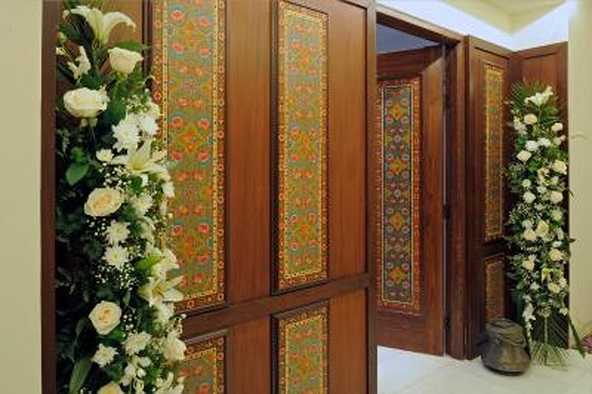 دوشانب سرنا هتل