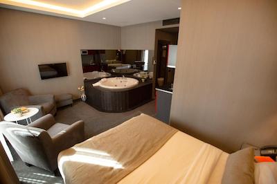 سیتی لافت 24 سوئیت