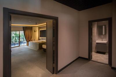 سیتی لافت 24 سوئیت