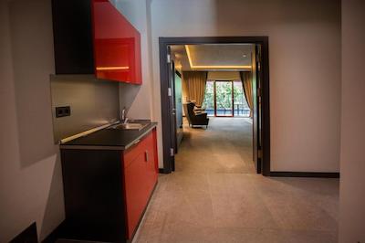 سیتی لافت 24 سوئیت