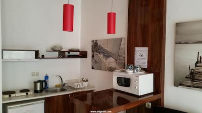 نیو پرا هتل