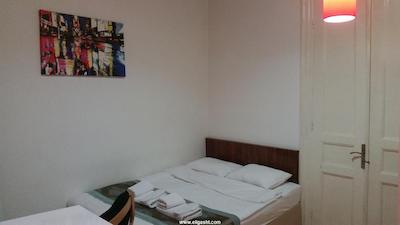 نیو پرا هتل