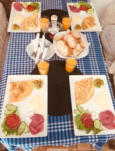 نیو پرا هتل