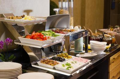 مارون هتل پرا