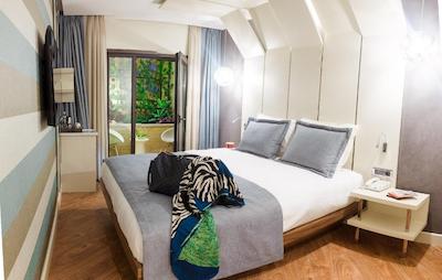 مارون هتل پرا