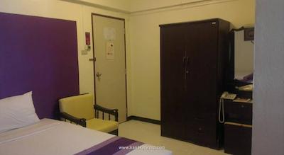 ساواسدی سانشاین