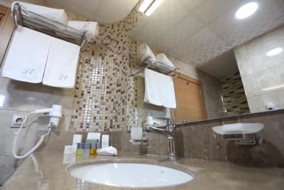 لایف کورنر هتل