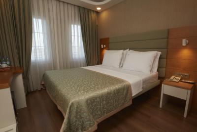 لایف کورنر هتل