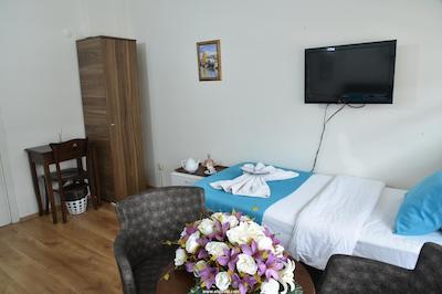 تکسیم تراست هتل