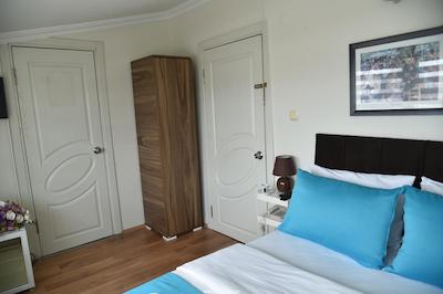 تکسیم تراست هتل