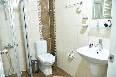 تکسیم تراست هتل