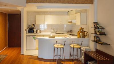 هتل آپارتمان تاج محل