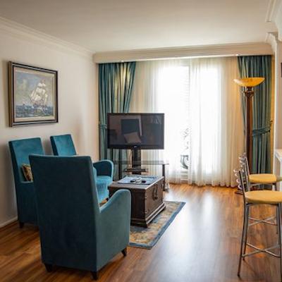 هتل آپارتمان تاج محل