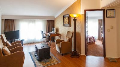 هتل آپارتمان تاج محل