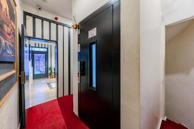 لا پازا سوئیت