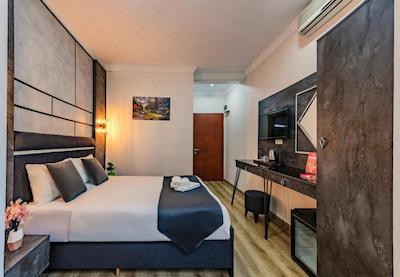 لا پازا سوئیت