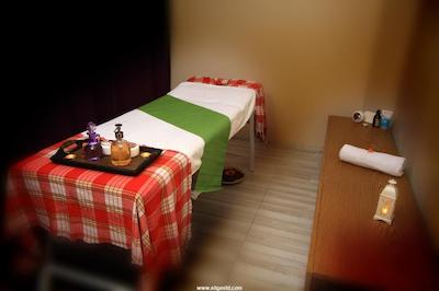 مولتون بی اوغلو ملس هتل