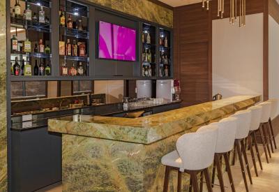 هالیدی این اکسپرس استانبول آتاکوی مترو