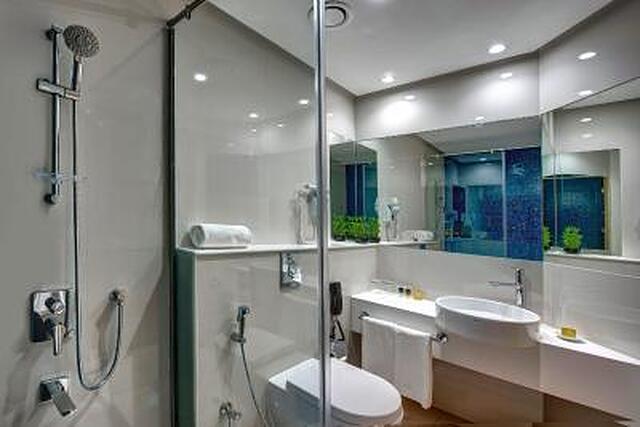 ال خوری این بر دوبی