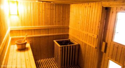 آستارا ساتورن