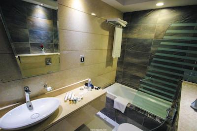 رز پارک هتل-آل برشا