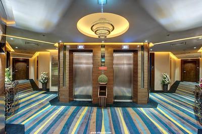 امگا هتل دوبی