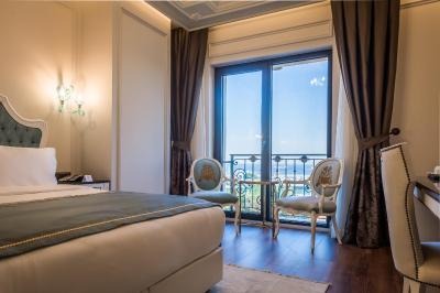 د تایم هتل مارینا