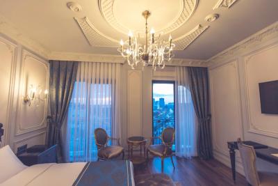 د تایم هتل مارینا