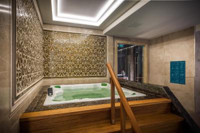 د تایم هتل مارینا