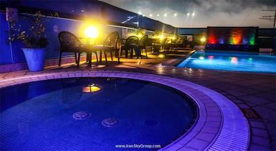 دروس هتل (مونترال هتل سابق)