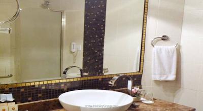 دروس هتل (مونترال هتل سابق)