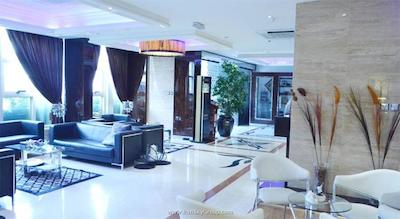 دروس هتل (مونترال هتل سابق)