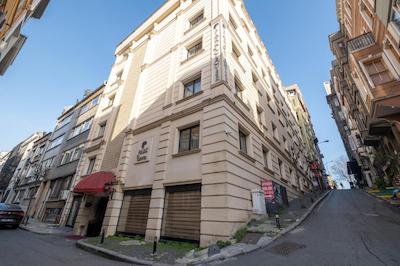 پارک بای کلوور